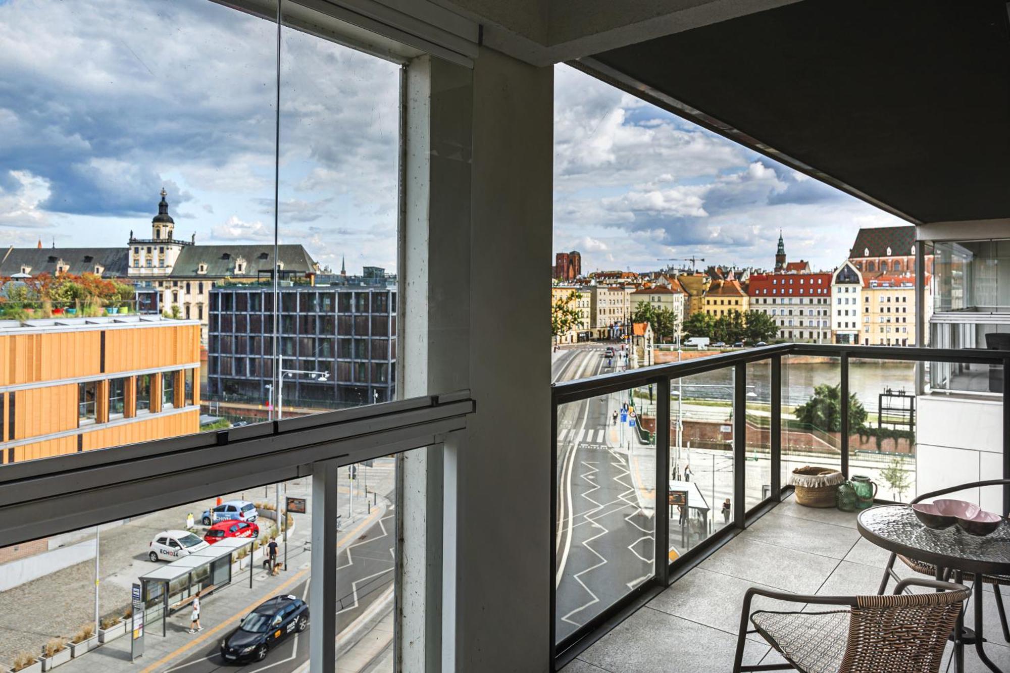 Luksusowy Apartament Z Parkingiem I Klimatyzacja W Samym Centrum Wroclawia Ngoại thất bức ảnh