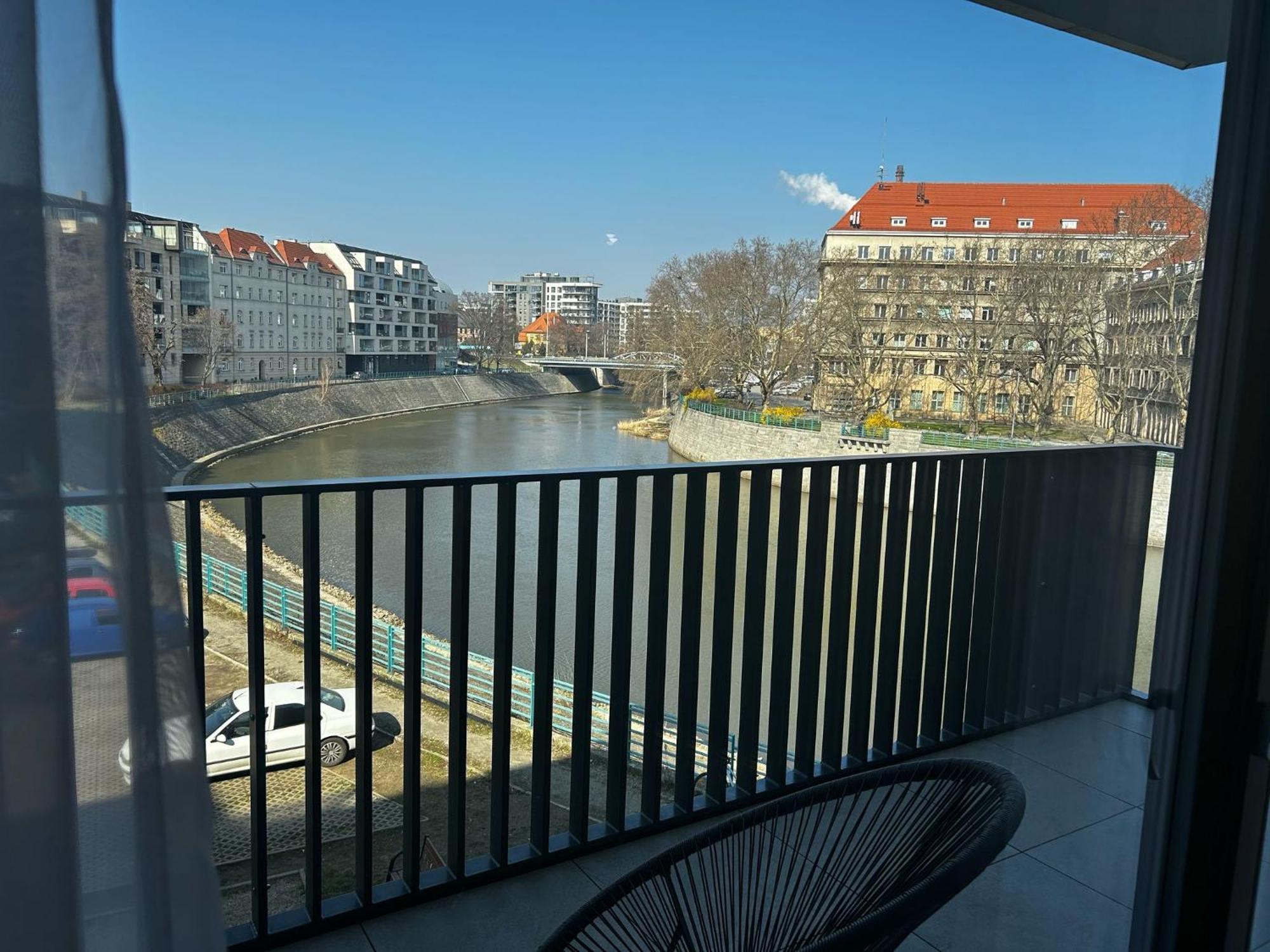 Luksusowy Apartament Z Parkingiem I Klimatyzacja W Samym Centrum Wroclawia Ngoại thất bức ảnh